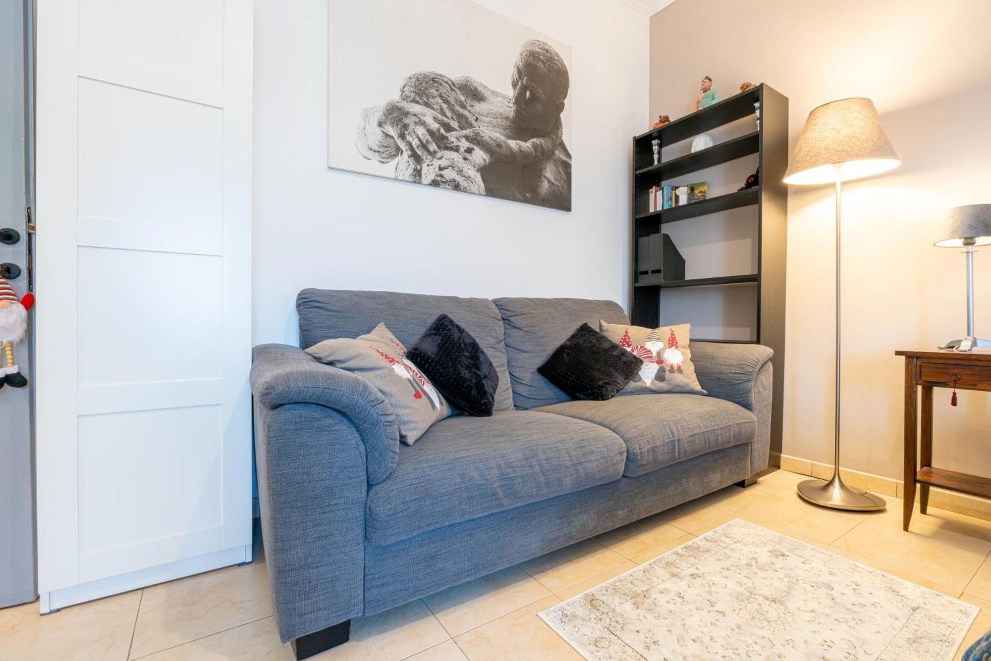 New Luxury-on-budget * Rom